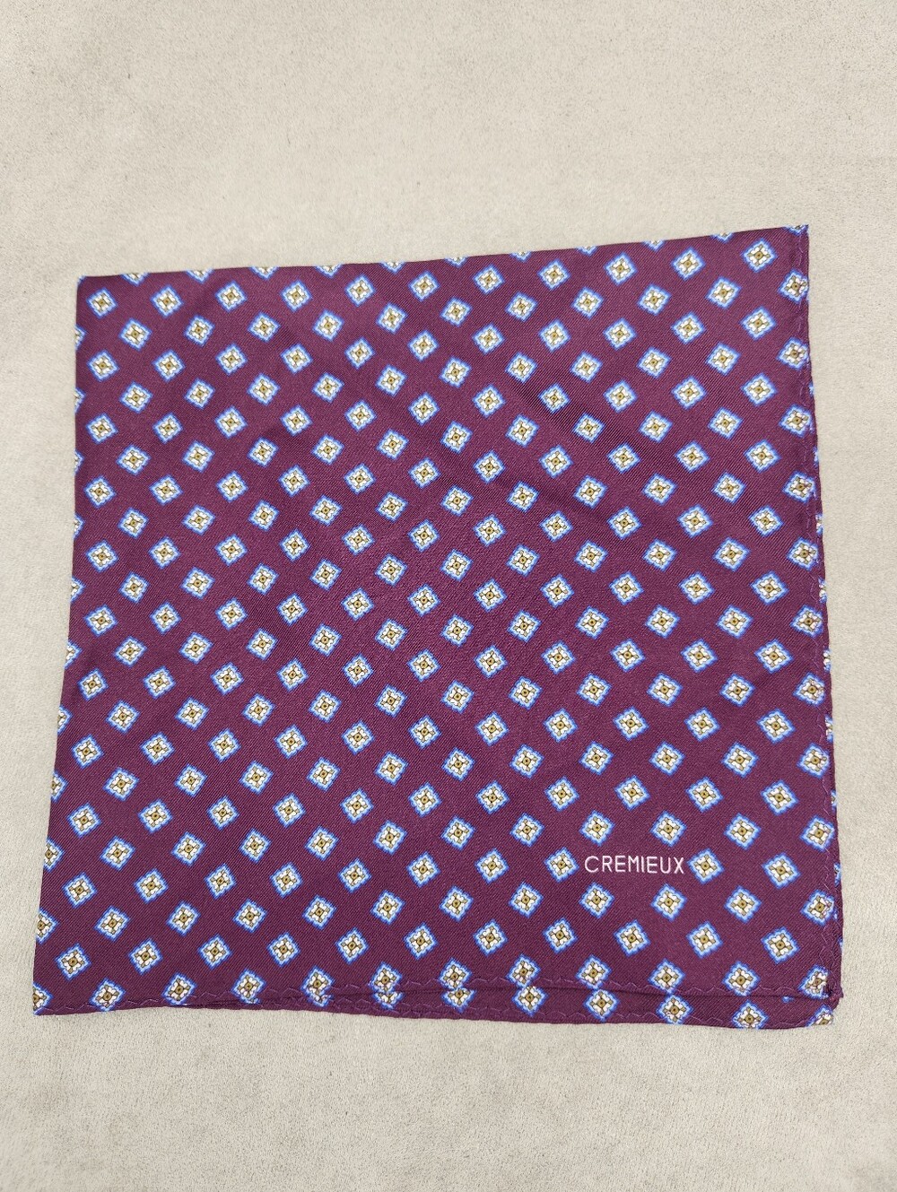 Cremieux Pocket Square Plum Burgundy Foulard 100% Silk Pochette Formal New $35